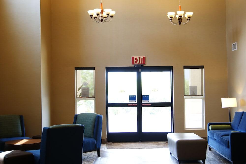Comfort Inn & Suites Murrieta Temecula Wine Country Esterno foto